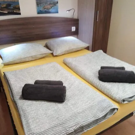 Status Relax مكان تخييم