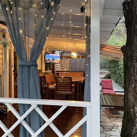 Status Relax مكان تخييم *