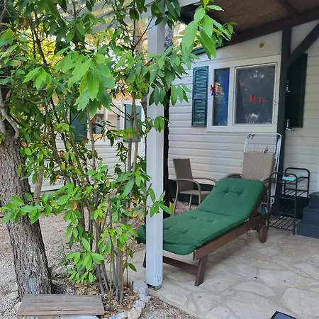 Status Relax 캠프장 비오그라드나모루