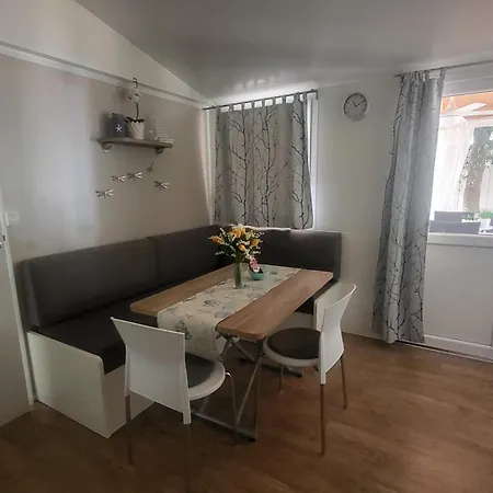 #757 Status Relax No Stress Biograd Na Moru