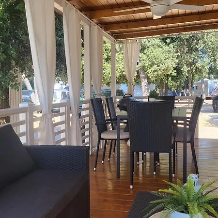 #757 Status Relax No Stress Kamp alanı Biograd Na Moru