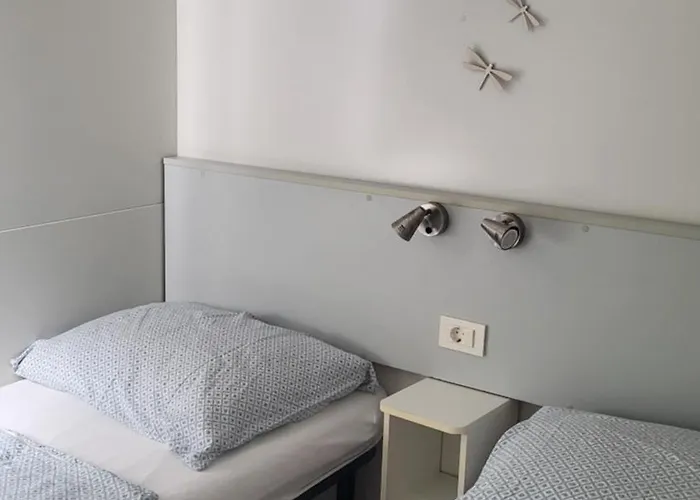 #757 Status Relax No Stress Kamp *